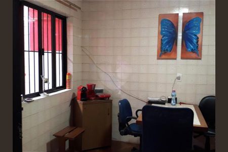 Casa à venda com 140m², 3 quartos e 4 vagas