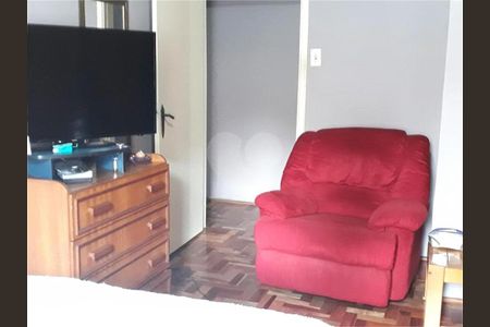 Casa à venda com 140m², 3 quartos e 4 vagas