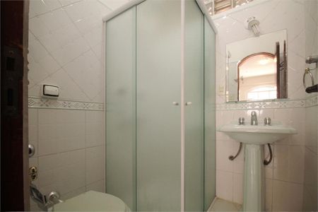 Casa à venda com 168m², 3 quartos e 2 vagas