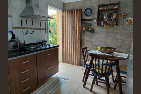 Casa à venda com 143m², 3 quartos e 2 vagas