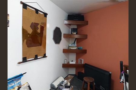 Casa à venda com 143m², 3 quartos e 2 vagas