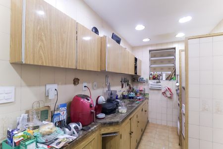 Casa à venda com 330m², 3 quartos e 5 vagas Casa à venda com 330m², 3 quartos e 5 vagasCozinha