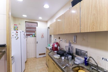 Casa à venda com 330m², 3 quartos e 5 vagas Casa à venda com 330m², 3 quartos e 5 vagasCozinha