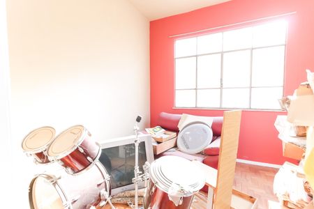 Casa à venda com 330m², 3 quartos e 5 vagas Casa à venda com 330m², 3 quartos e 5 vagasQuarto de Serviço