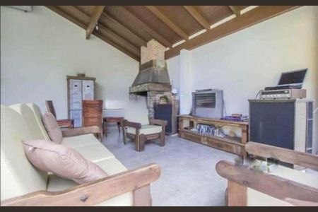 Casa à venda com 397m², 3 quartos e 8 vagasSala