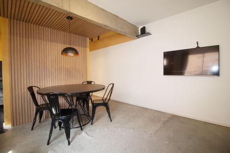 Sala de apartamento à venda com 2 quartos, 70m² em Pinheiros, São Paulo