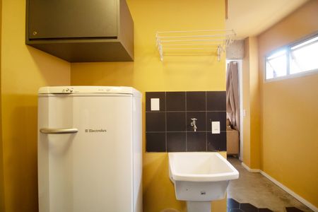 Apartamento à venda com 70m², 2 quartos e 1 vagaÁrea de Serviço