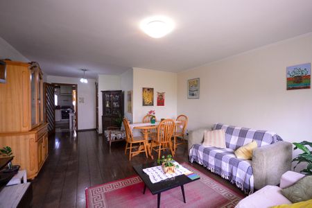 Apartamento à venda com 120m², 3 quartos e 1 vagaSala 