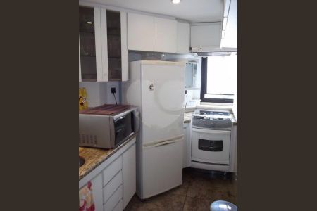 Apartamento à venda com 103m², 1 quarto e 1 vaga