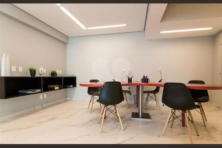 Apartamento à venda com 64m², 2 quartos e 1 vaga