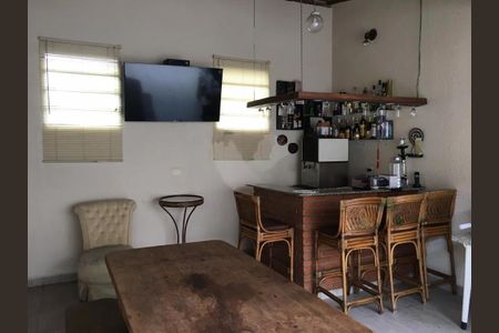 Casa à venda com 160m², 3 quartos e sem vaga