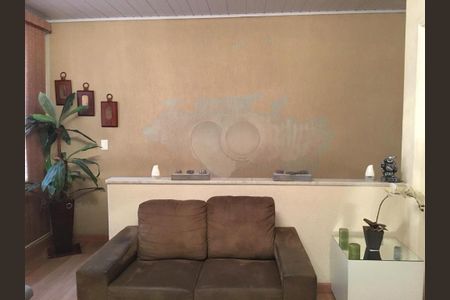 Casa à venda com 160m², 3 quartos e sem vaga