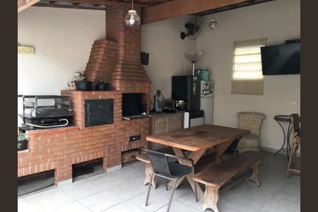 Casa à venda com 160m², 3 quartos e sem vaga