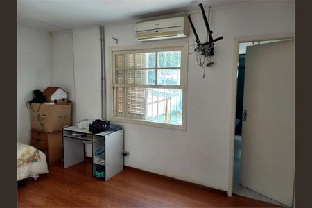 Casa à venda com 179m², 4 quartos e 3 vagas