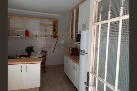 Casa à venda com 179m², 4 quartos e 3 vagas