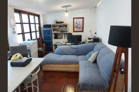 Casa à venda com 2 quartos, 160m² em Indianópolis, São Paulo