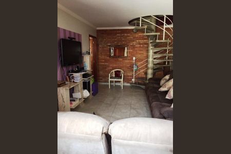 Casa à venda com 3 quartos, 316m² em Vila Cordeiro, São Paulo