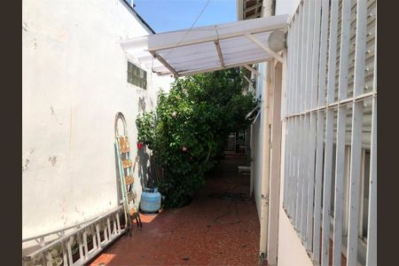 Casa à venda com 210m², 3 quartos e 2 vagas