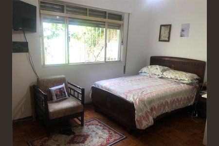 Casa à venda com 210m², 3 quartos e 2 vagas