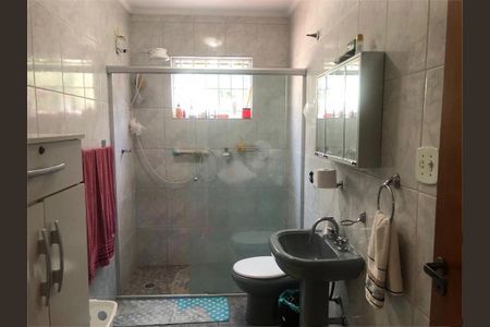 Casa à venda com 210m², 3 quartos e 2 vagas