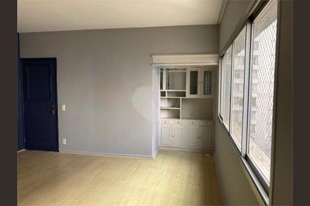 Apartamento à venda com 102m², 2 quartos e 1 vaga