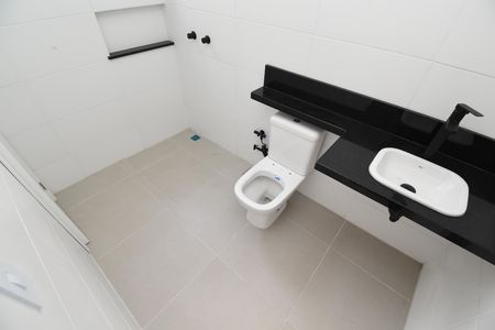 Casa à venda com 127m², 3 quartos e 2 vagasBanheiro da Demi-suíte