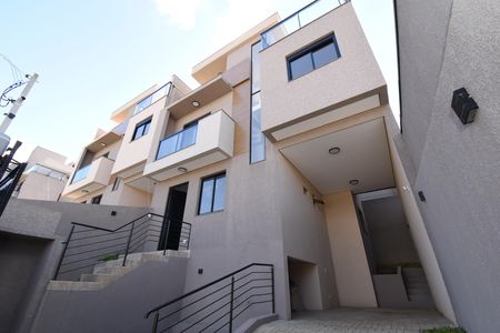 Casa à venda com 127m², 3 quartos e 2 vagasÁrea externa