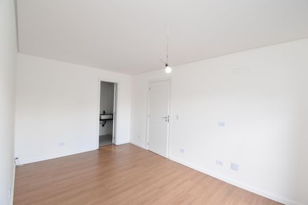 Casa à venda com 127m², 3 quartos e 2 vagasSuíte 1