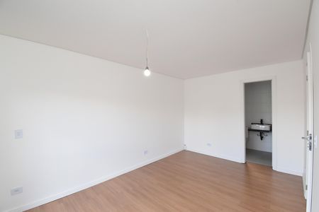 Casa à venda com 127m², 3 quartos e 2 vagasSuíte 1