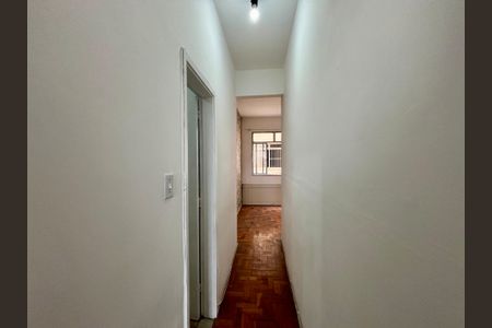 Apartamento à venda com 40m², 1 quarto e sem vagaCorredor