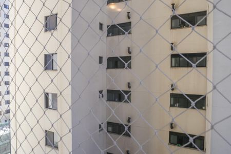 Apartamento à venda com 110m², 3 quartos e 2 vagasVista da Suíte 2