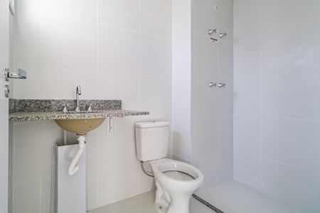 Apartamento à venda com 79m², 3 quartos e 1 vagaSuíte - Banheiro