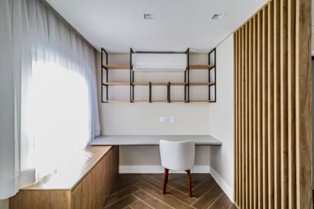 Apartamento à venda com 79m², 2 quartos e 1 vagaEscritório