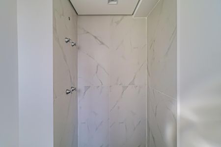 Apartamento à venda com 79m², 2 quartos e 1 vagaSuíte 1 - Banheiro