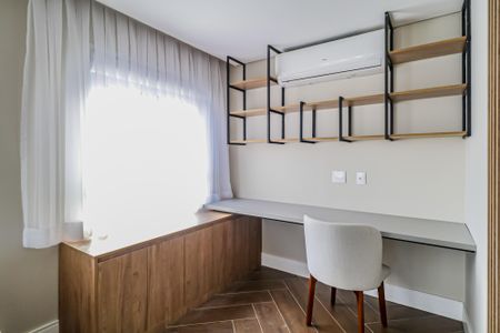 Apartamento à venda com 79m², 2 quartos e 1 vagaEscritório