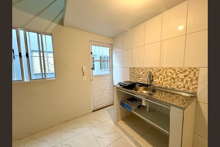 Studio para alugar com 42m², 1 quarto e sem vaga Studio para alugar com 42m², 1 quarto e sem vagaCozinha