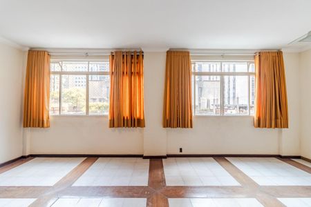 Apartamento para alugar com 148m², 3 quartos e 2 vagasSala