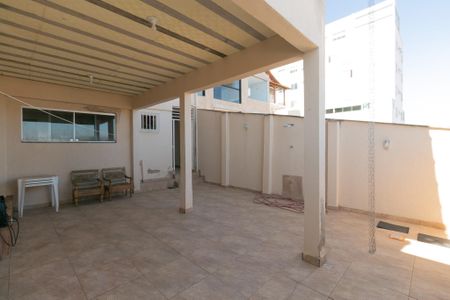 Casa à venda com 174m², 3 quartos e 3 vagasÁrea comum