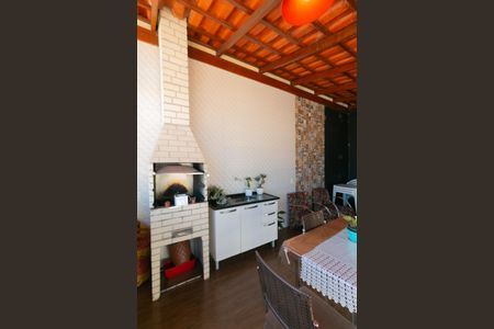 Casa à venda com 174m², 3 quartos e 3 vagasÁrea Gourmet