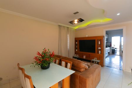 Sala de casa à venda com 3 quartos, 174m² em Havaí, Belo Horizonte