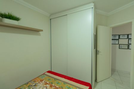 Casa à venda com 174m², 3 quartos e 3 vagasQuarto 2