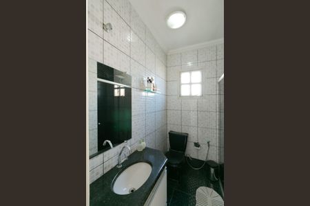 Casa à venda com 174m², 3 quartos e 3 vagasBanheiro Suíte