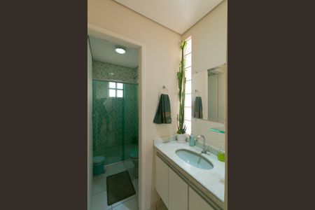 Casa à venda com 174m², 3 quartos e 3 vagasÁrea Gourmet - Banheiro