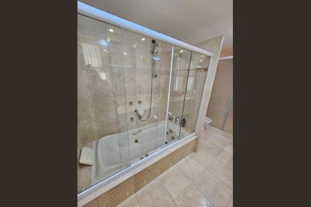 Casa à venda com 589m², 4 quartos e 4 vagasFoto 12