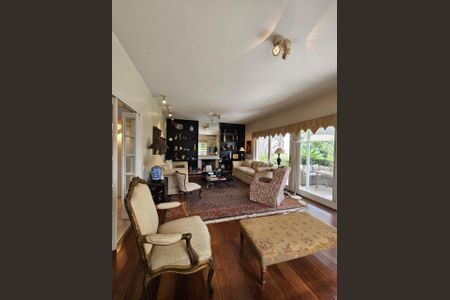 Casa à venda com 589m², 4 quartos e 4 vagasFoto 38