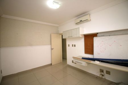 Quarto  de apartamento à venda com 2 quartos, 68m² em Irajá, Rio de Janeiro