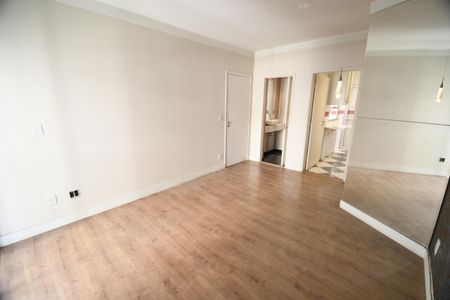 Apartamento à venda com 62m², 2 quartos e 1 vagaSala