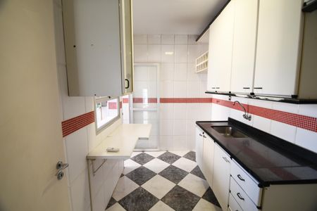 Apartamento à venda com 62m², 2 quartos e 1 vagaCozinha