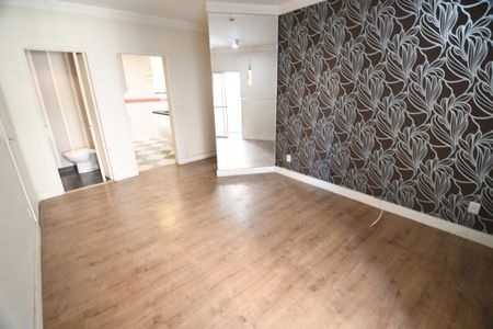 Apartamento à venda com 62m², 2 quartos e 1 vagaSala