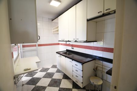 Apartamento à venda com 62m², 2 quartos e 1 vagaCozinha
